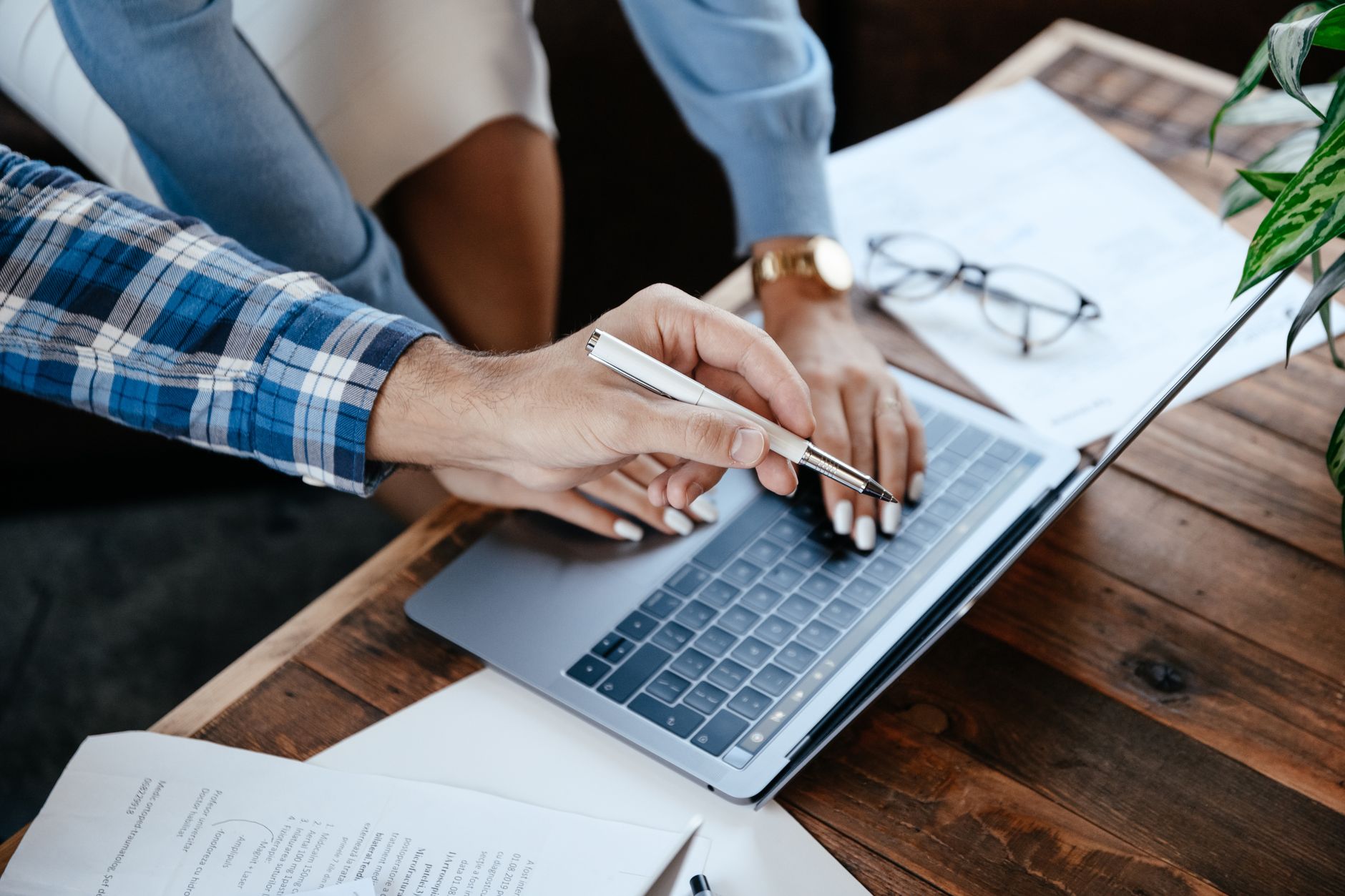 Services d'impression en ligne : une satisfaction client trompeuse ?