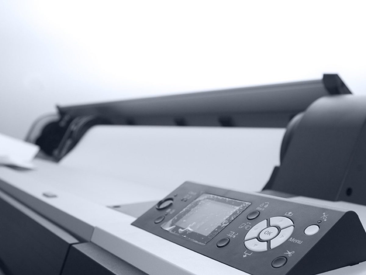 Mimaki ou Roland pour impression grand format et print‑and‑cut