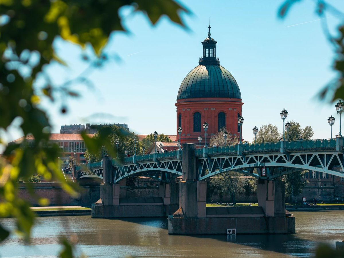 Impression DTF à Toulouse : Choisir le bon prestataire pour vos besoins
