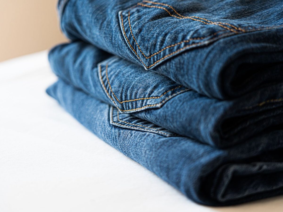 Cahier des charges textile d&rsquo;entreprise : ce qu&rsquo;il faut préciser avant
