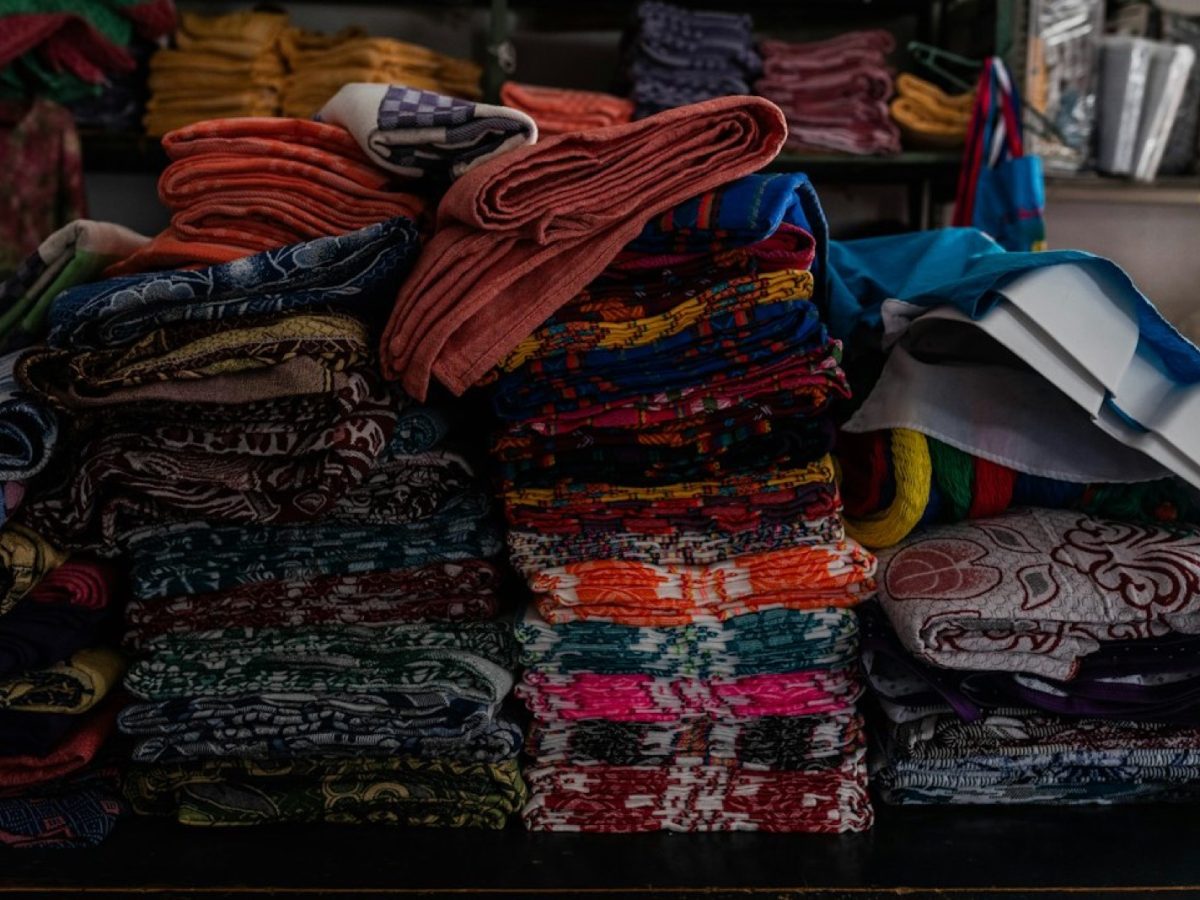 Idée merchandising textile : par où commencer avant de commander